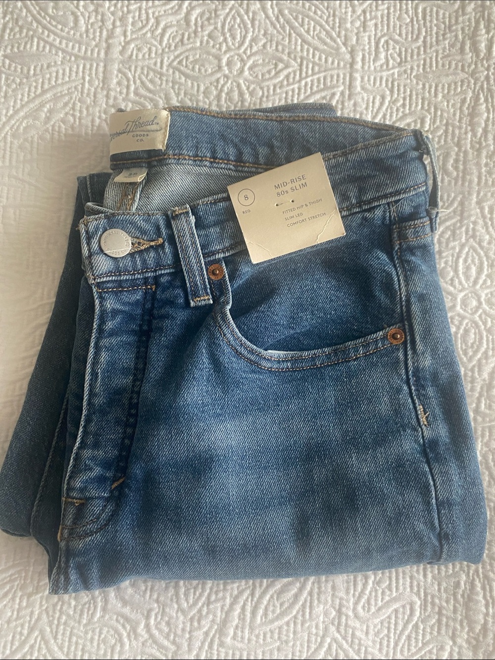 Universal Thread Mid-Rise Button Fly 80’s Slim Fitted Hip & Thigh Blue Jeans Sz8 - Picture 8 of 12